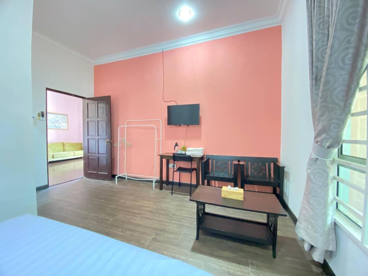 Besut Guesthouse Kampung Kuala Besut Exterior photo